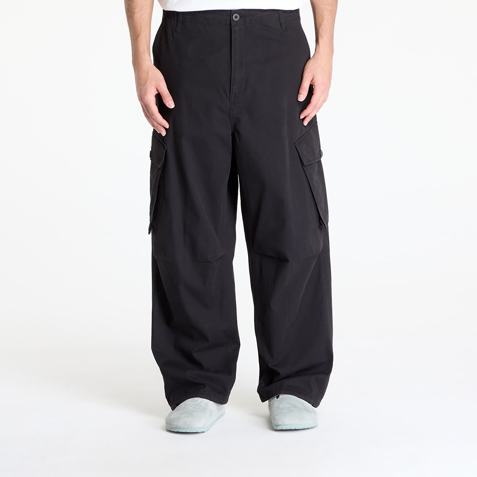 Meeste püksid Carhartt WIP Unit Pant Black Stone Washed