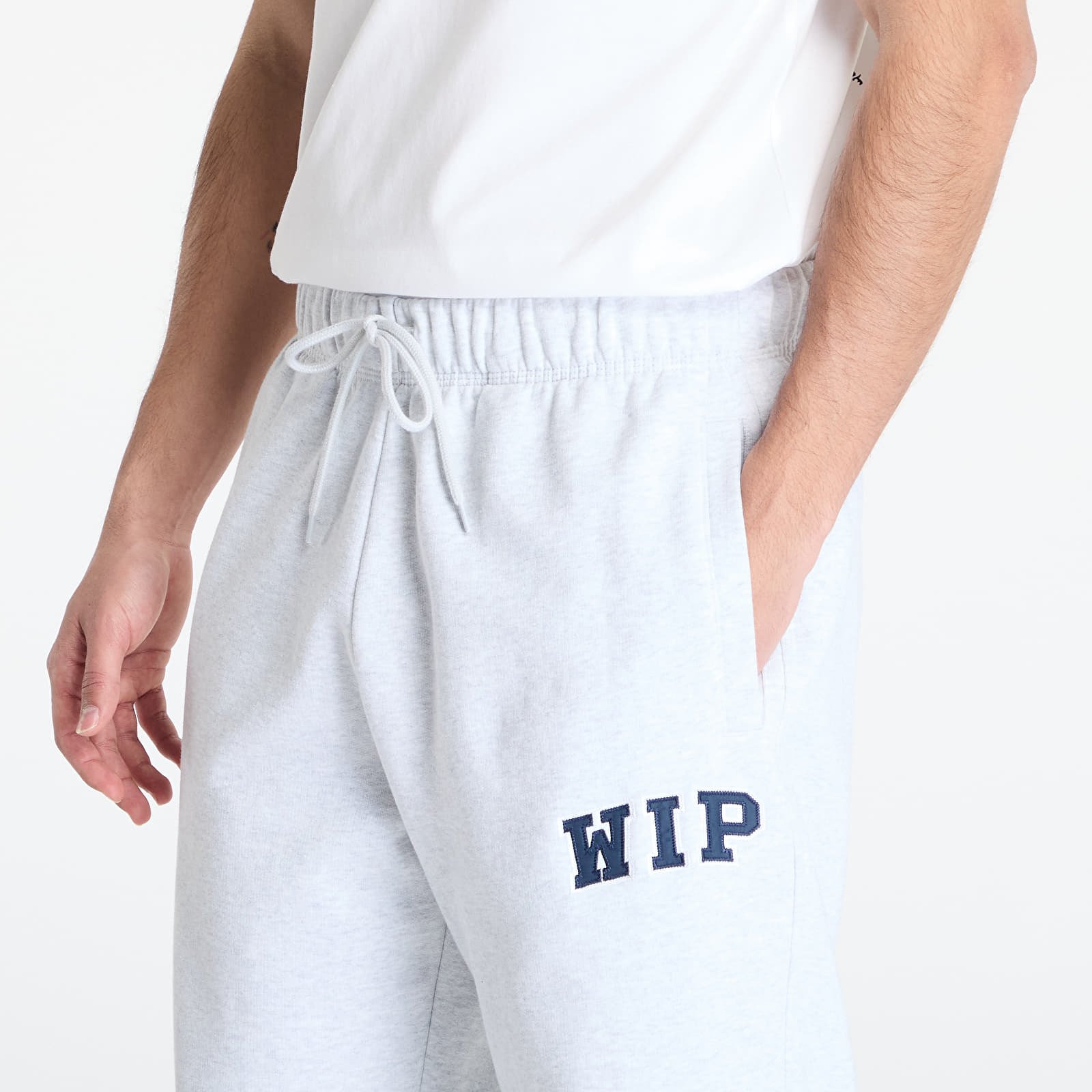 Pantalons pour hommes Carhartt WIP WIP Sweat Pant Ash Heather Stone Washed