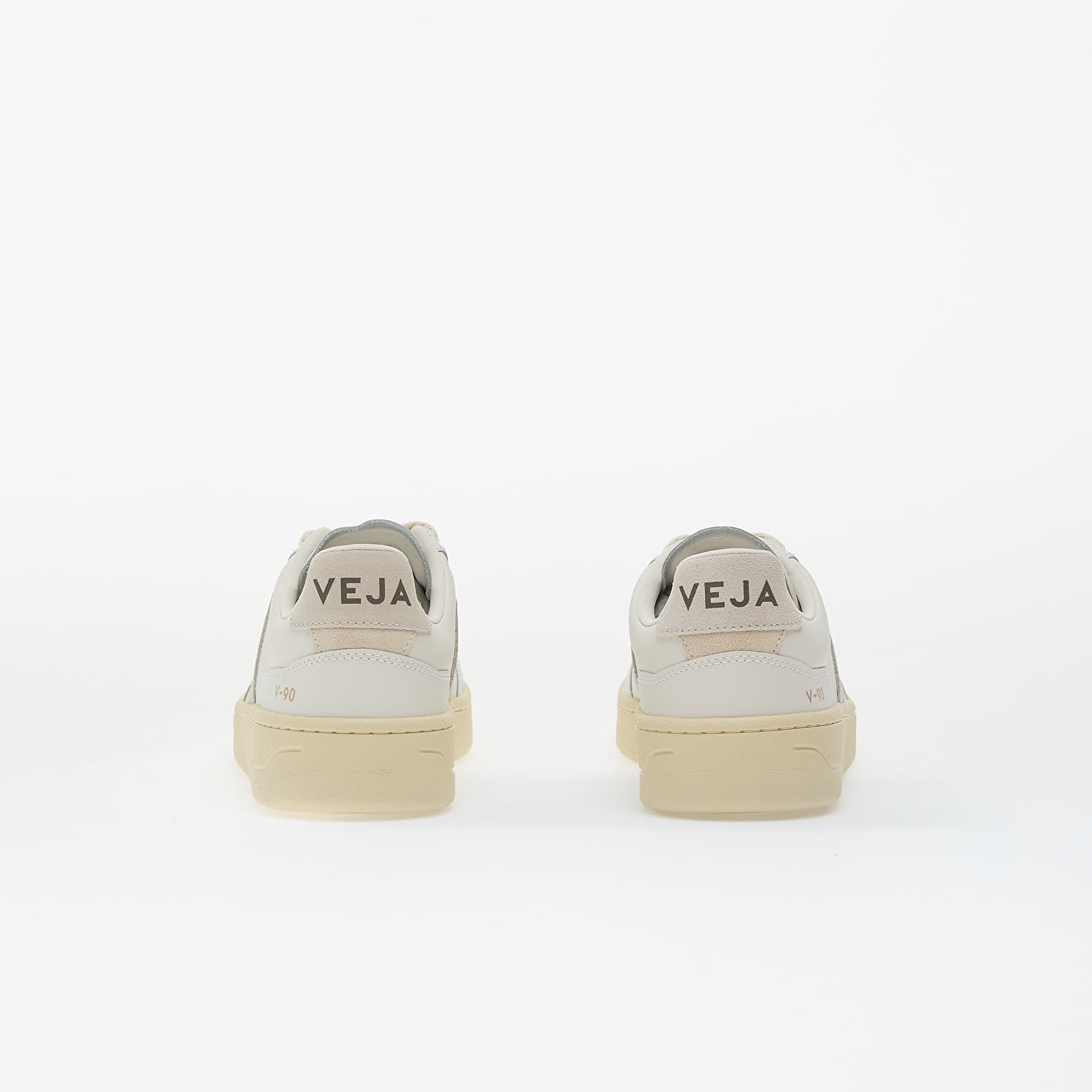 Men's sneakers and shoes Veja V-90 O.T Leather Ex-White Natural