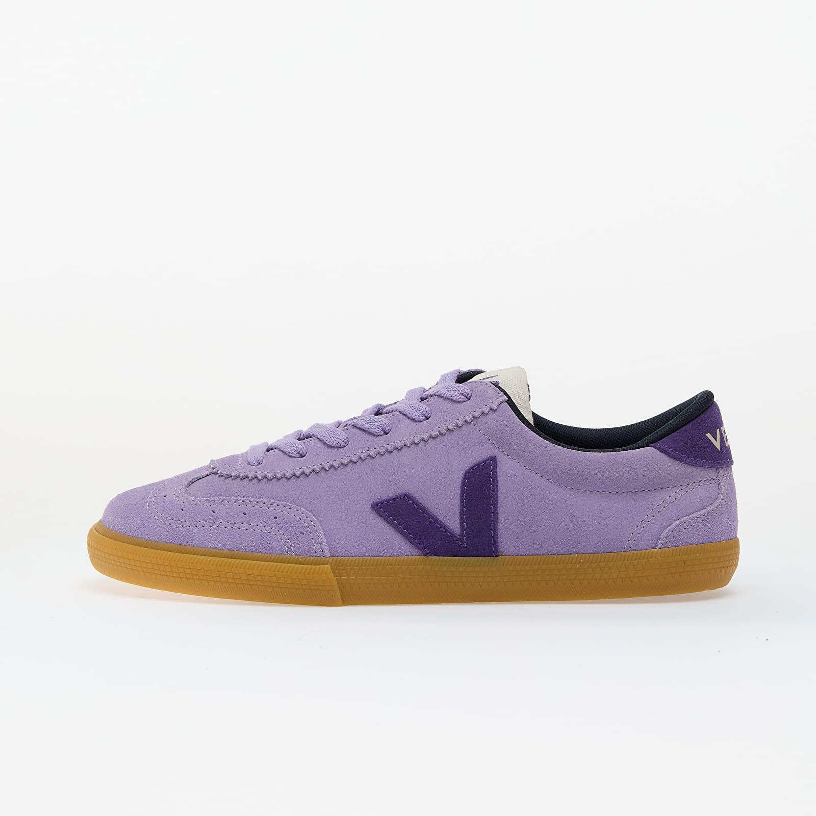 Дамски кецове и обувки Veja W Volley Suede Lavande Purple