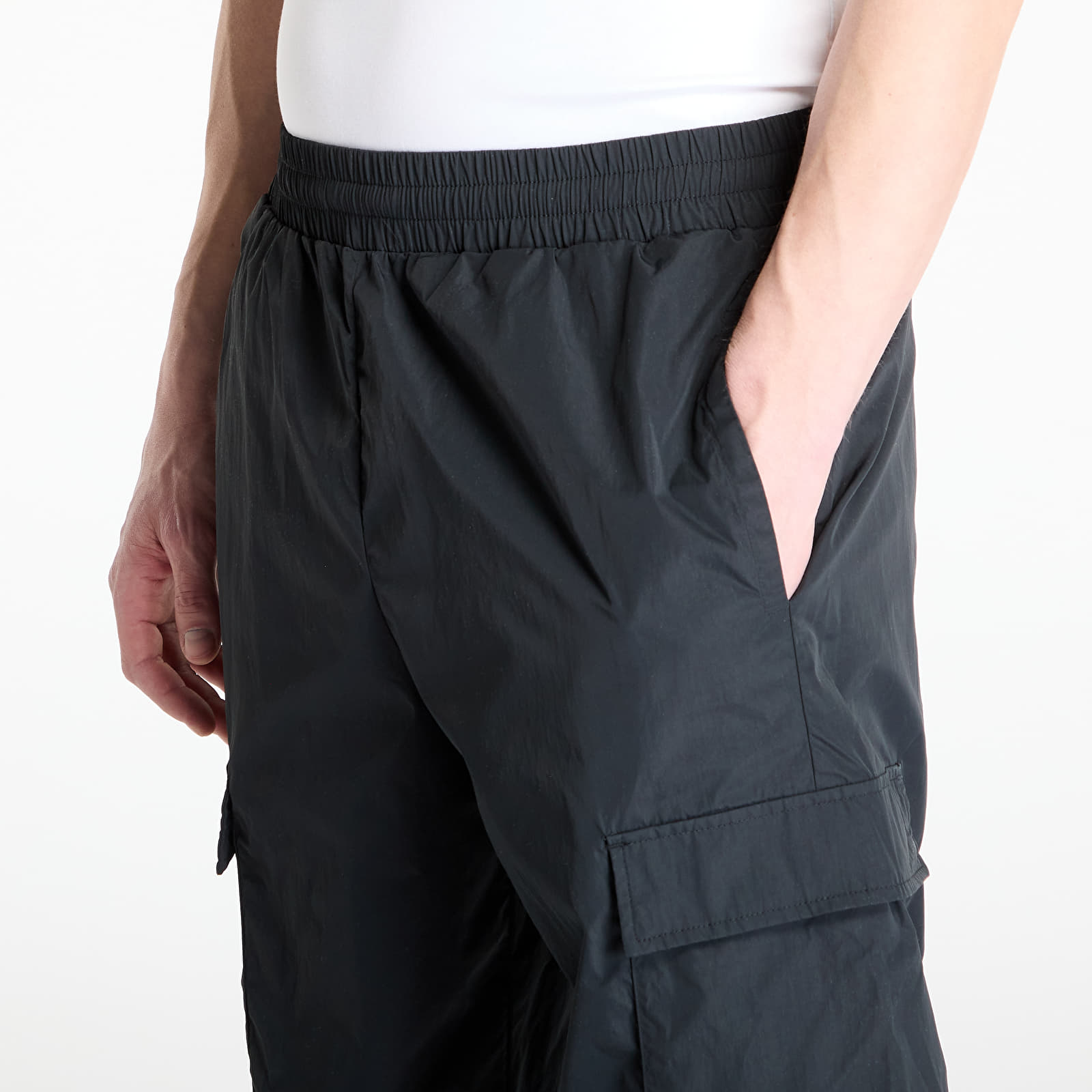 Jeans and trousers EA7 Emporio Armani Train Core Id M Pants Cargo Black