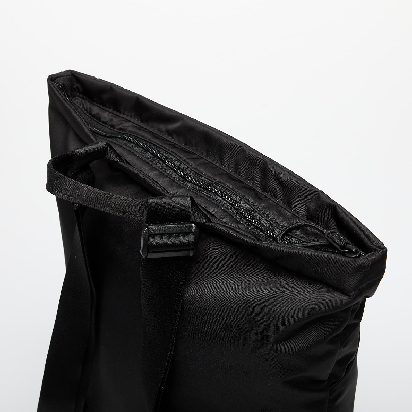 Meeste seljakotid Under Armour Studio Lite Backpack Black/ Castlerock