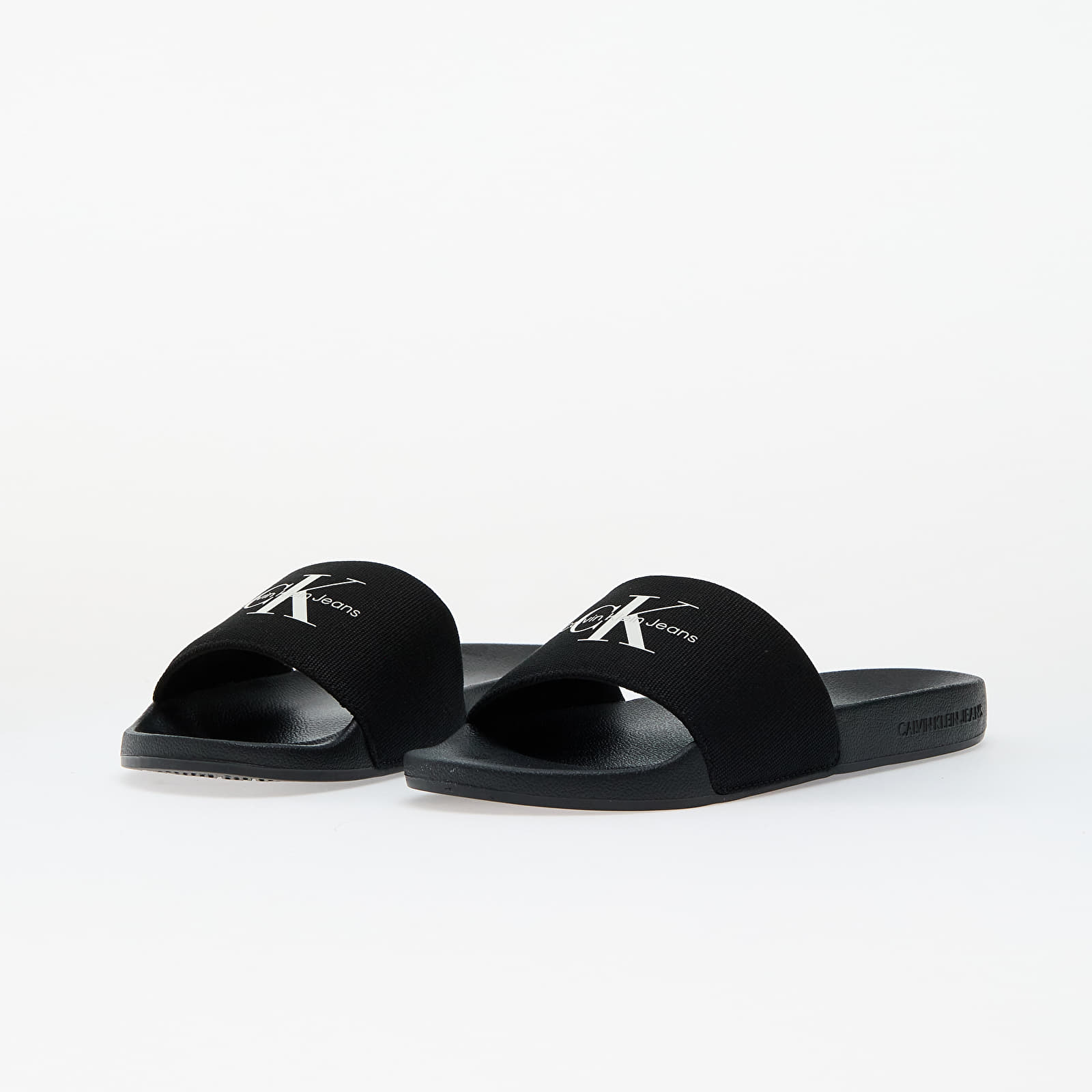 Dámske tenisky a obuv Calvin Klein Jeans Slide Monogram Wn Black