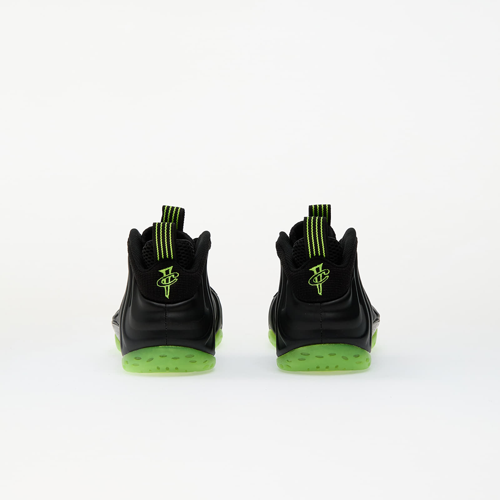 Moški čevlji Nike Air Foamposite One Black/ Volt