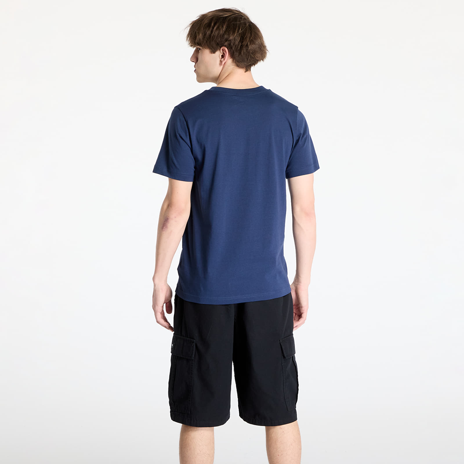 Meeste T-särgid New Balance Sport Essentials Gradient Logo T-Shirt Navy