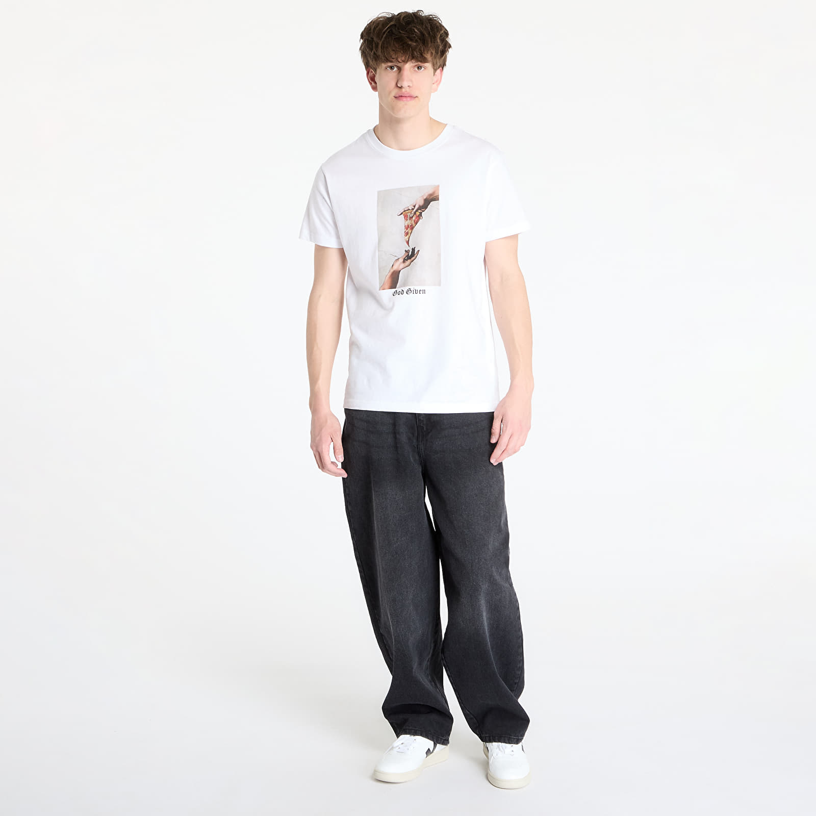 T-shirts Urban Classics God Given Pizza Tee White