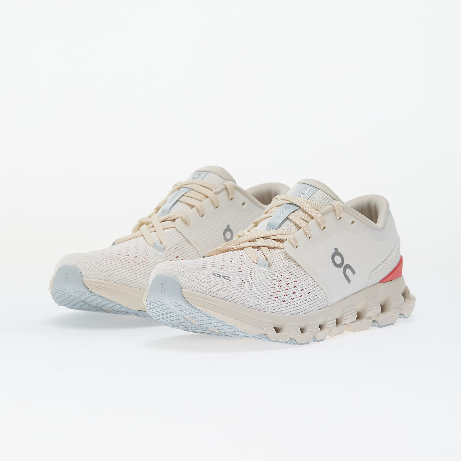 Women's sneakers and shoes On W Cloud X 4 Ivory/ Salmon