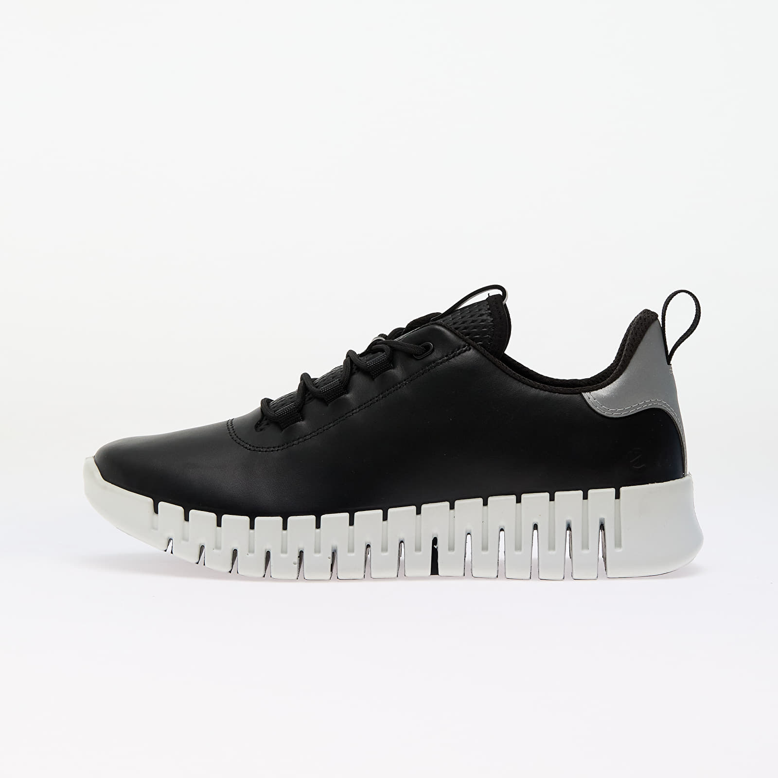 Naiste tossud ja kingad ECCO Gruuv W Black
