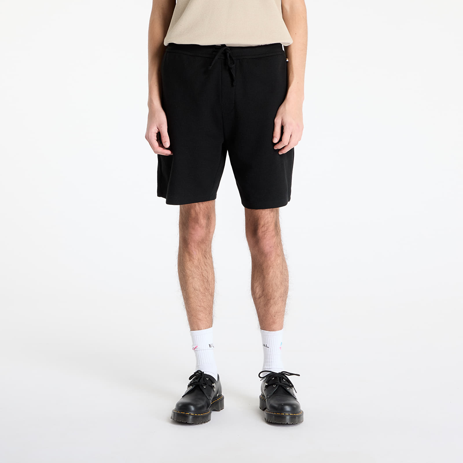Men's shorts Hugo Boss Men's Waffle Shorts Black