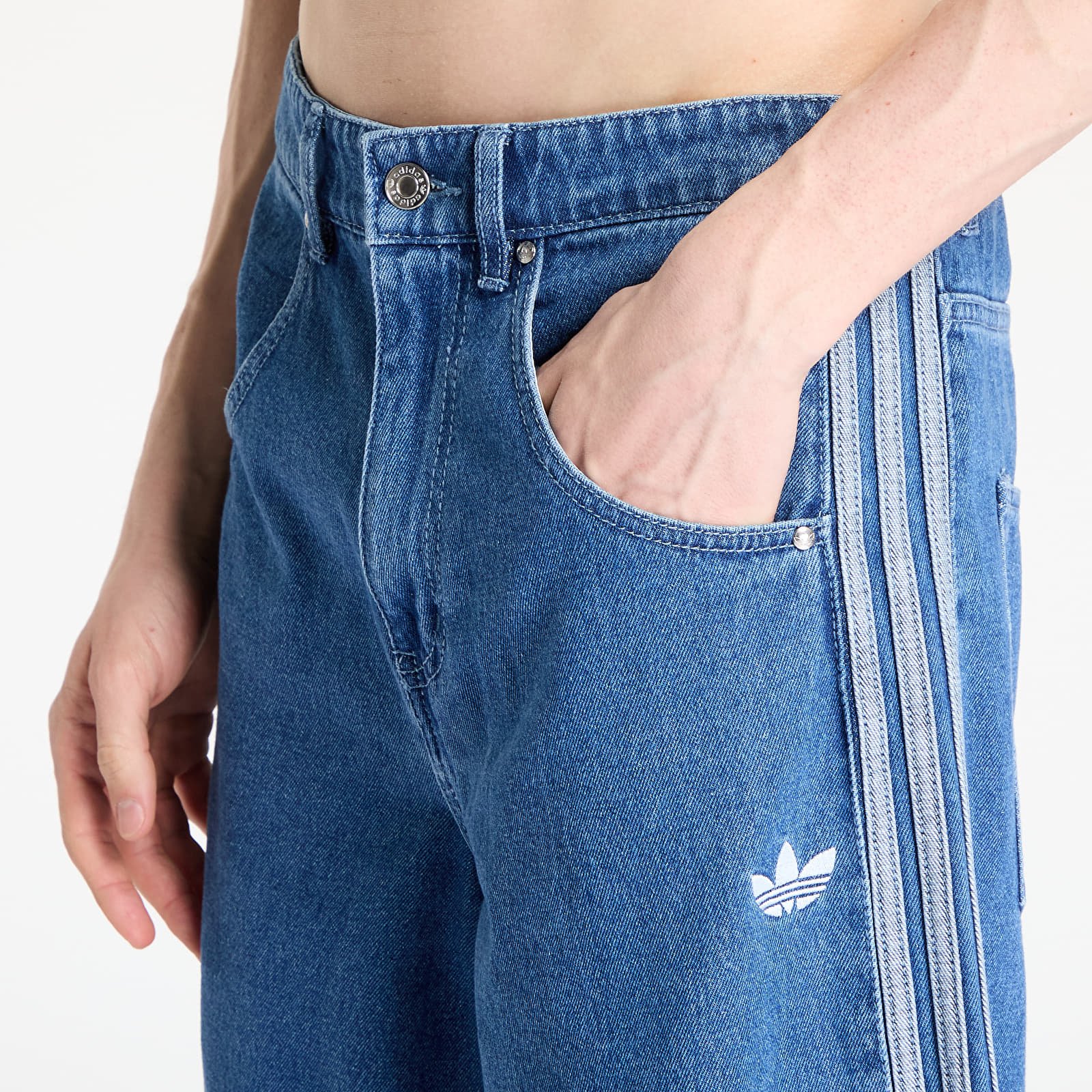Korte broeken adidas Firebird Adicolor Denim Shorts Medium Blue Denim