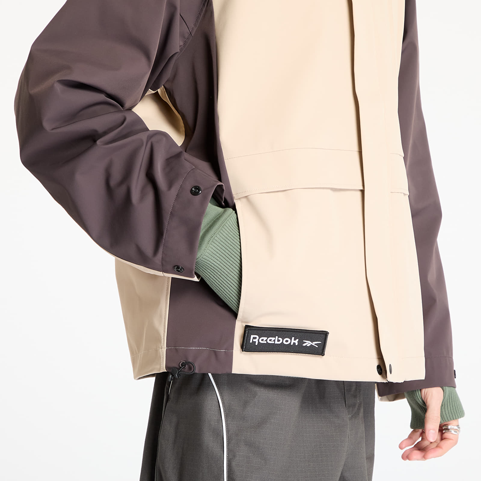 Men's jackets Reebok Utility Shell Jacket UNISEX Tan/ Unearthed Brown