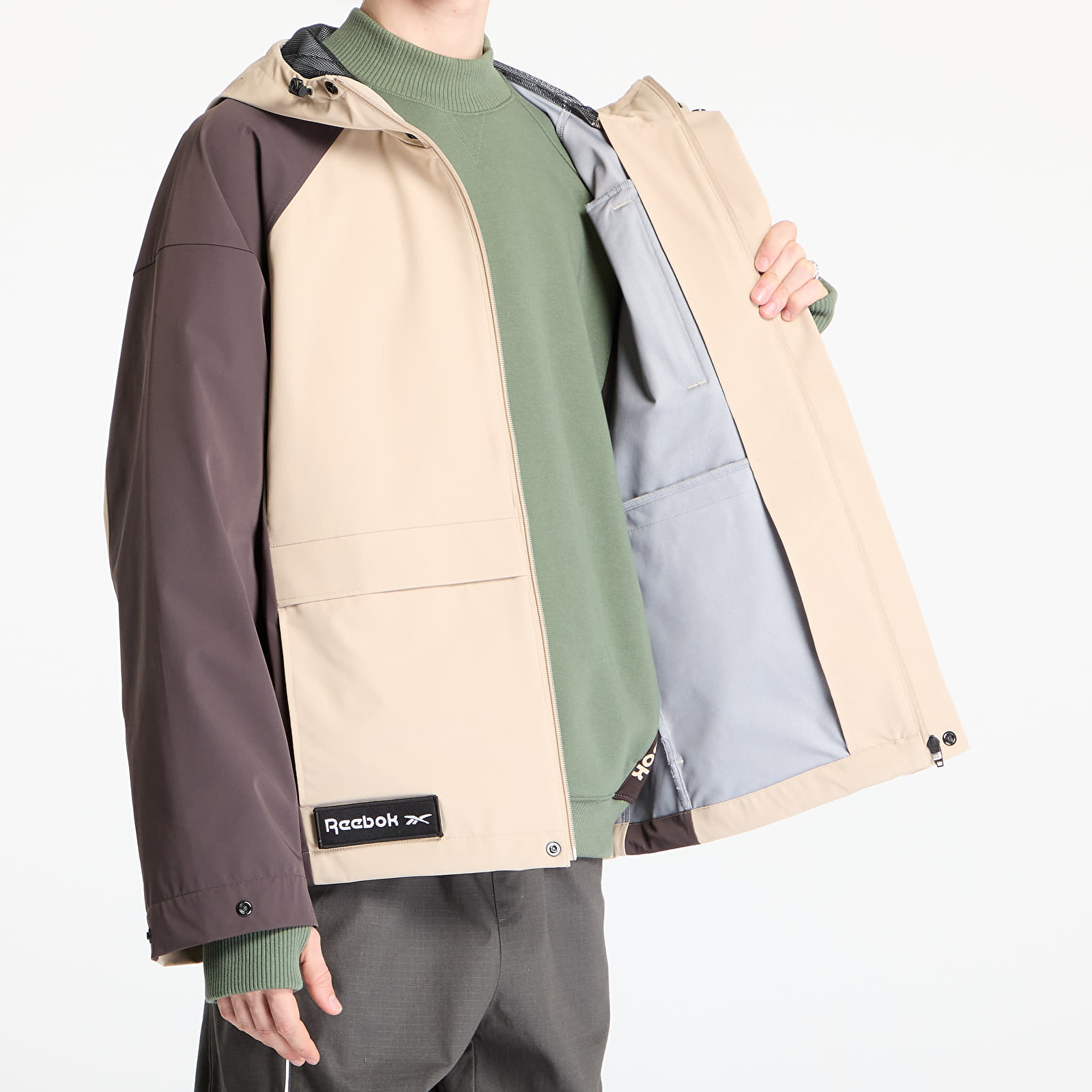 Men's jackets Reebok Utility Shell Jacket UNISEX Tan/ Unearthed Brown