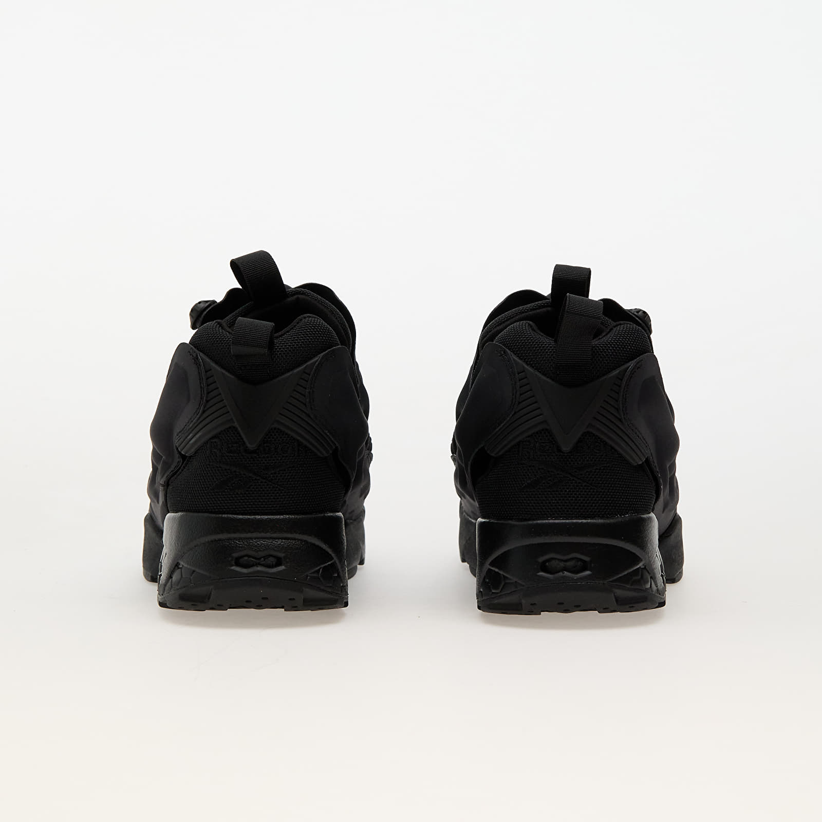 Scarpe e scarpe da ginnastica da uomo Reebok Instapump Fury 94 Black/ Black/ Black