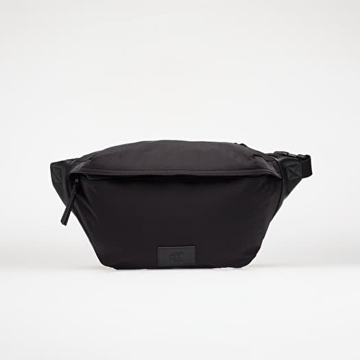 Torba oko struka Calvin Klein Jeans Metro Nylon Oversized Waistbag Black