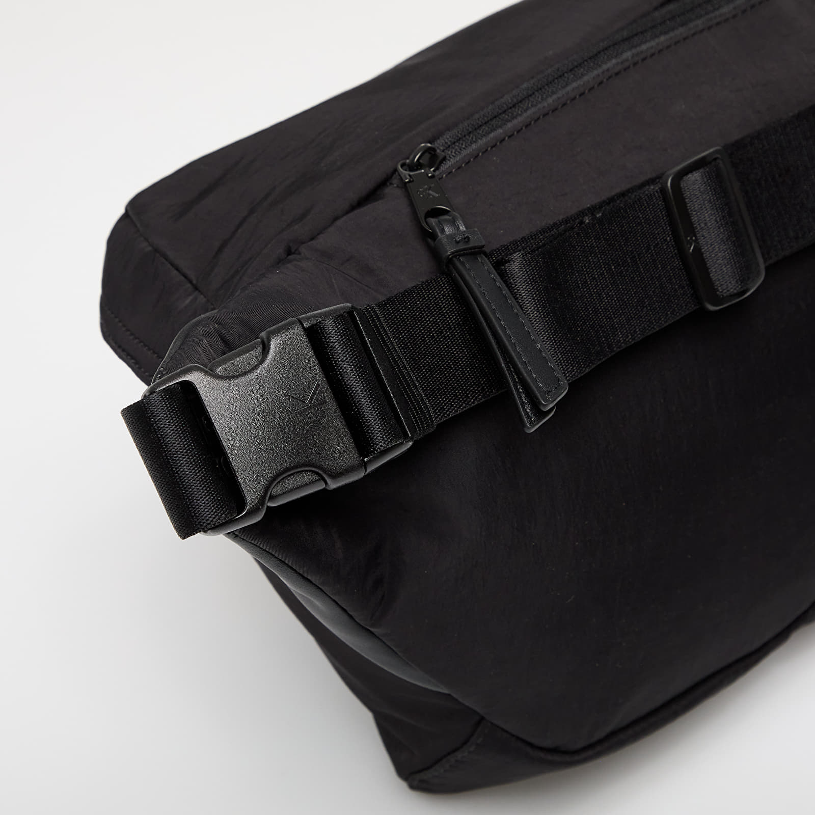 Ledvični nahrbtniki Calvin Klein Jeans Metro Nylon Oversized Waistbag Black
