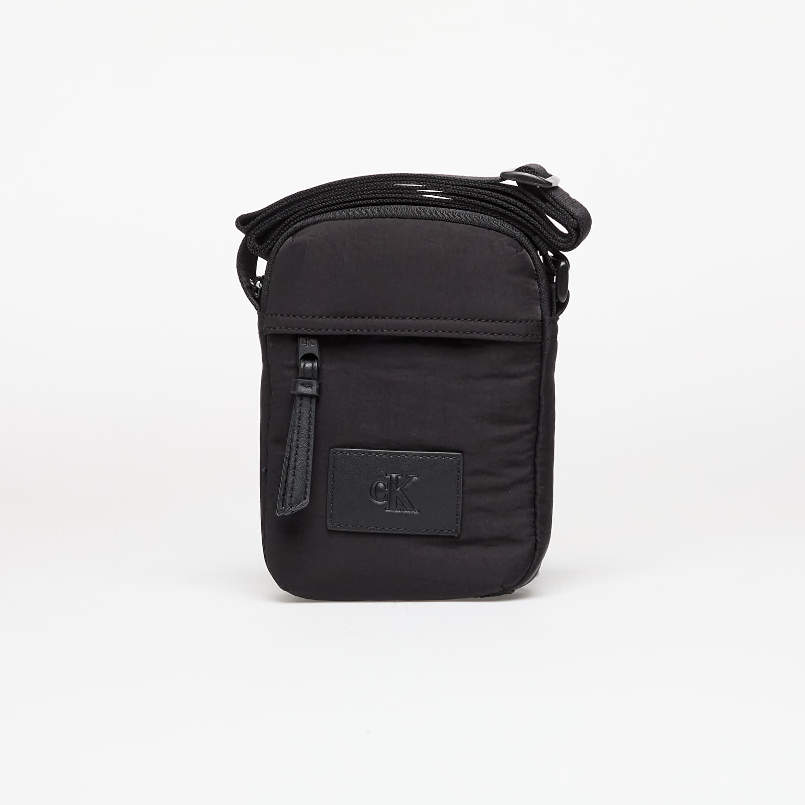 Õlakotid Calvin Klein Jeans Metro Nylon Reporter Bag Black