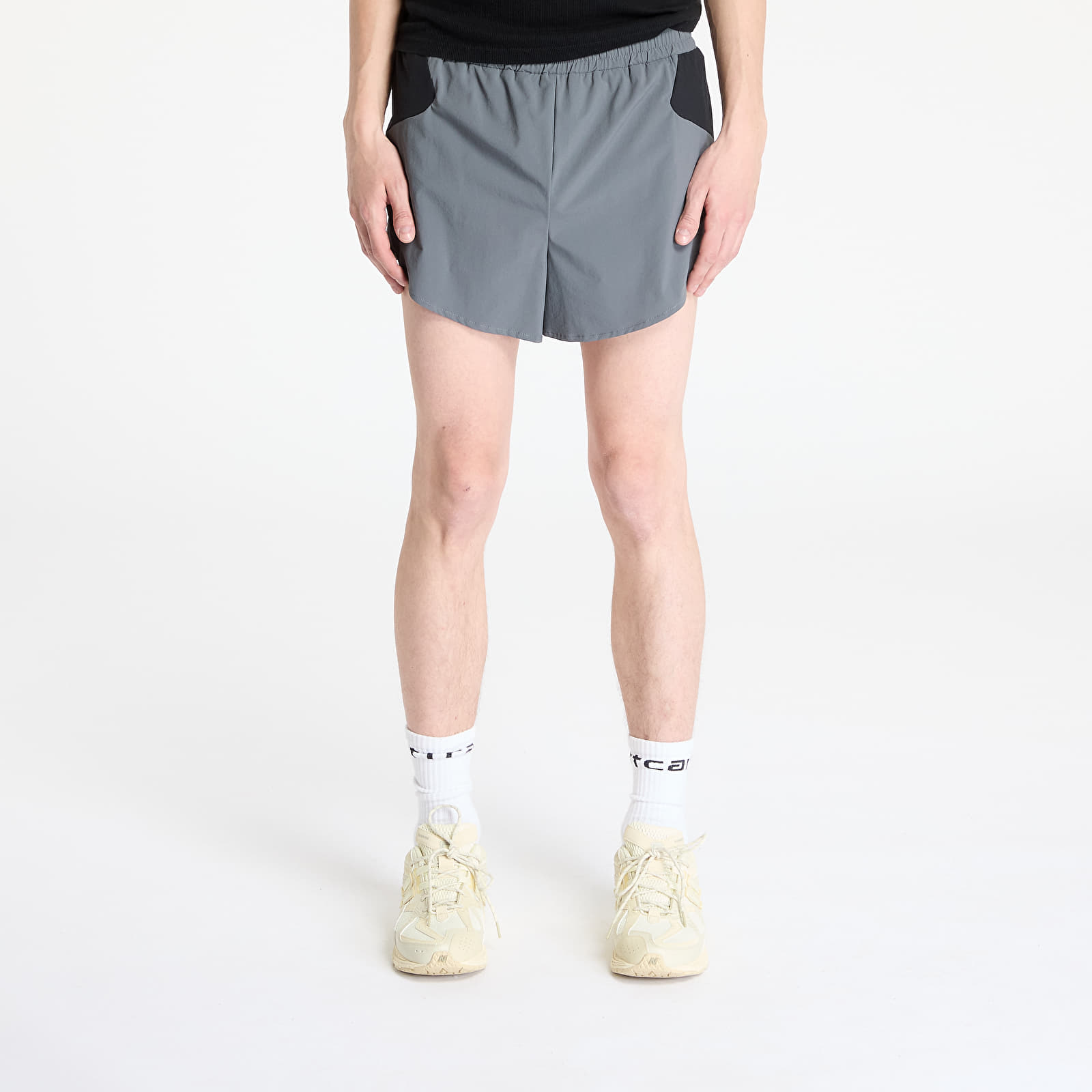 Men's shorts Reebok Run Shorts Grey 3/ Washed Black