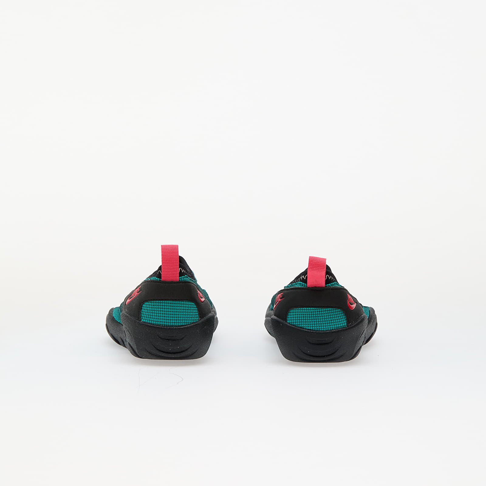 Men's sneakers and shoes Nike Aqua Turf Turbo Green/ Tm Scarlet-Black