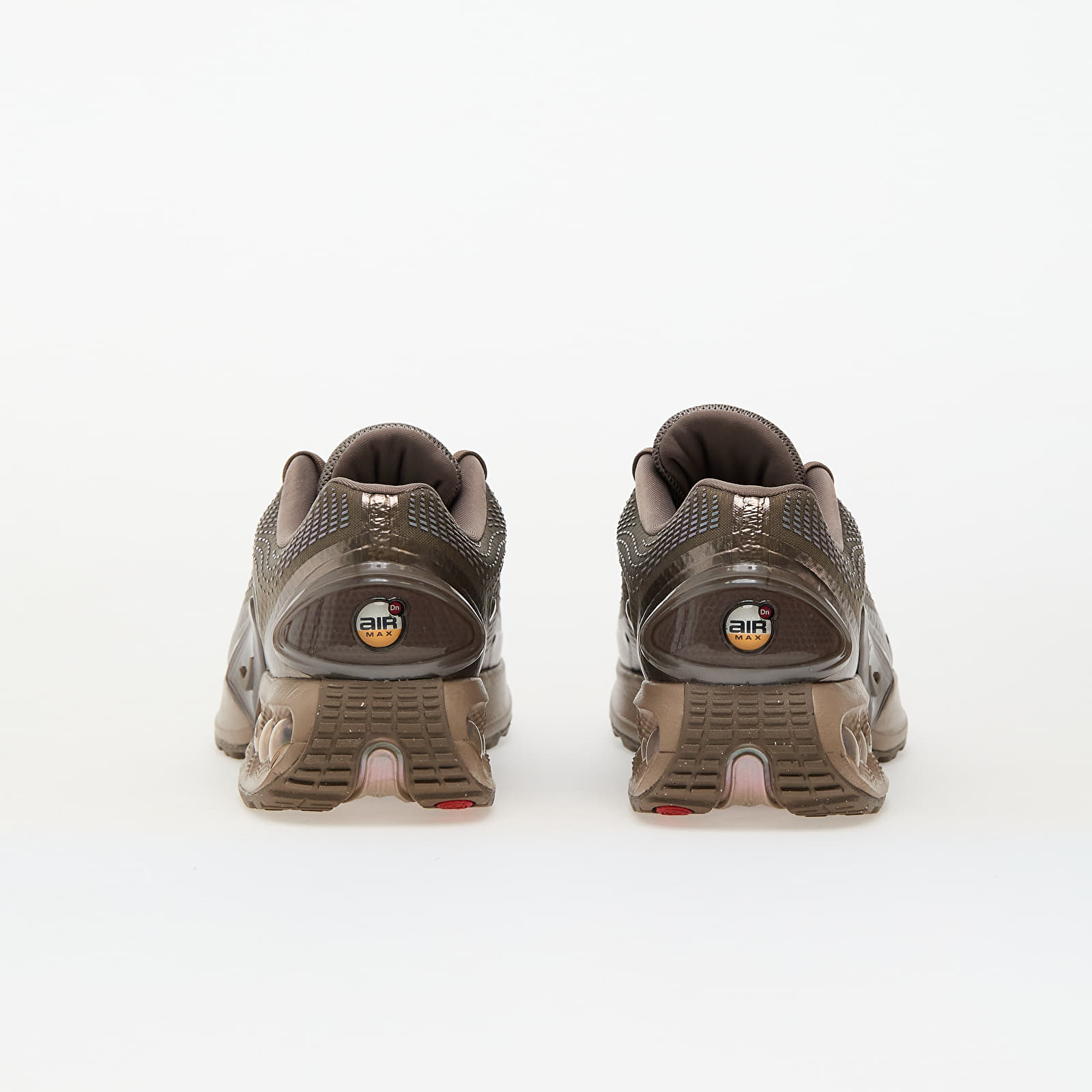 Naiste tossud ja kingad Nike W Air Max Dn Mink Brown/ Ironstone-Taupe Haze
