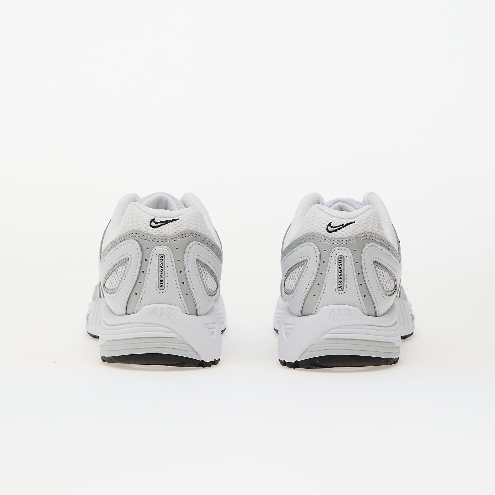 Meeste tossud ja kingad Nike Air Pegasus 2005 Football Grey/ Mtlc Platinum-White