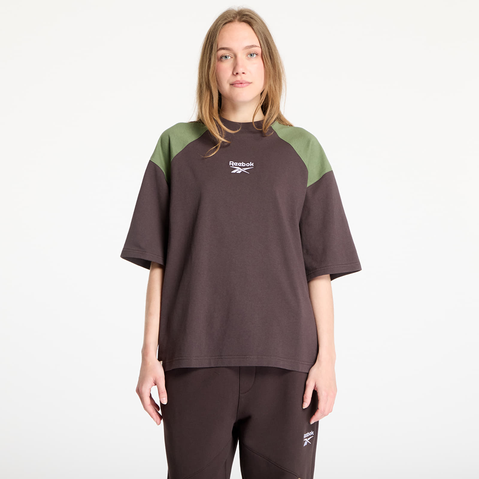 T-shirts för män Reebok Cotton Shortsleeve T-Shirt UNISEX Unearthed Brown/ Breakaway Green