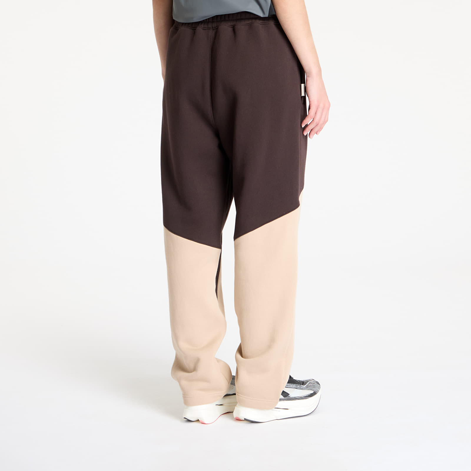 Pantalones de chándal para hombre Reebok Wide Leg Ft Unearthed Pants UNISEX Brown/ Tan