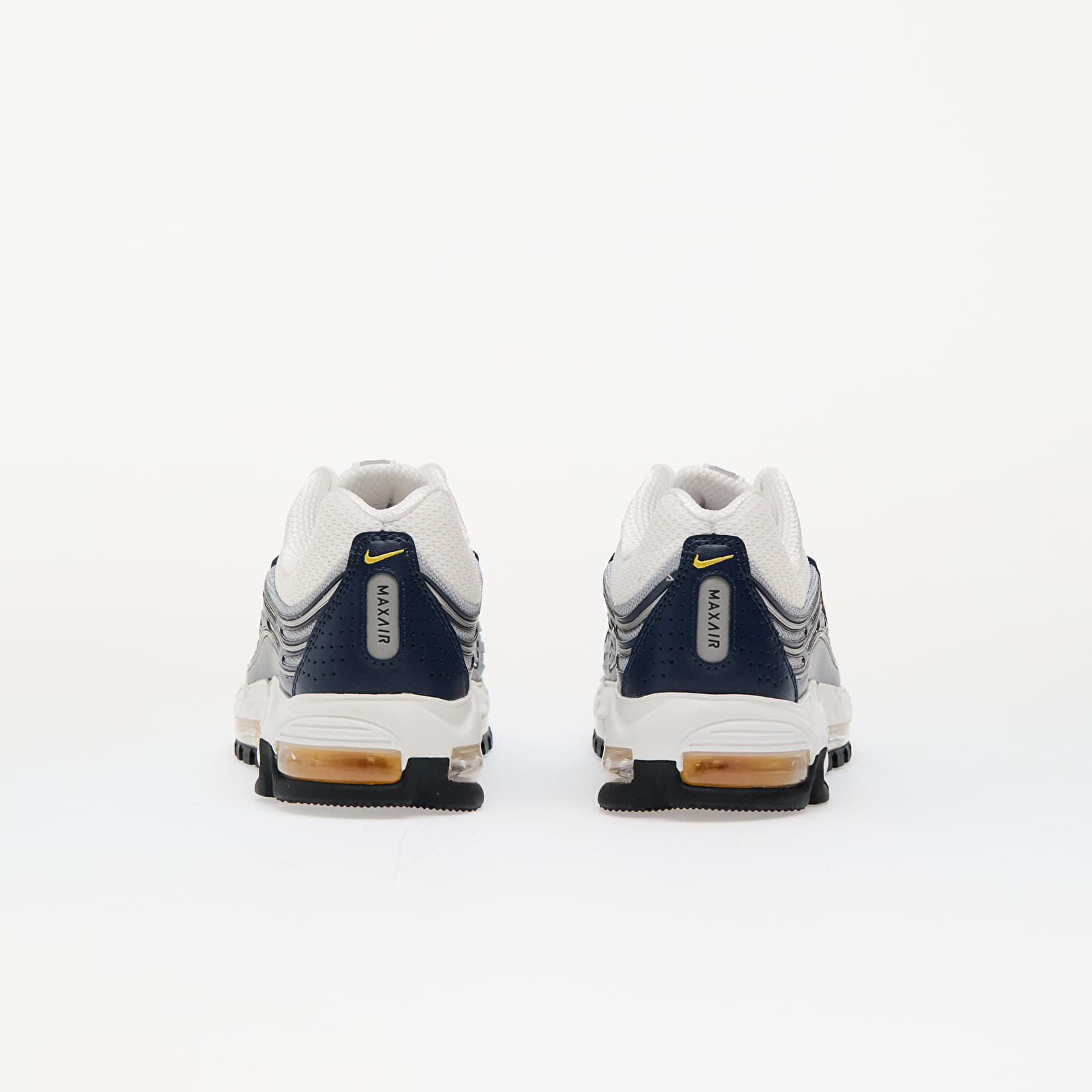 Men's sneakers and shoes Nike Air Max Tl 2.5 White/ Varsity Maize-Midnight Navy