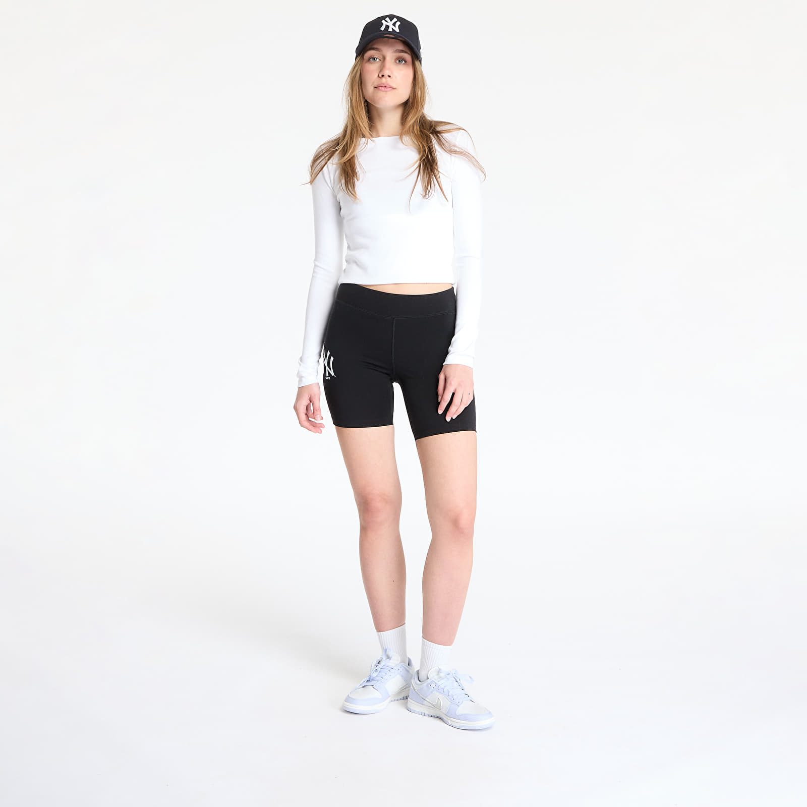 Pantalones cortos de mujer New Era MLB League Esesntial Cycling Shorts New York Yankees Black