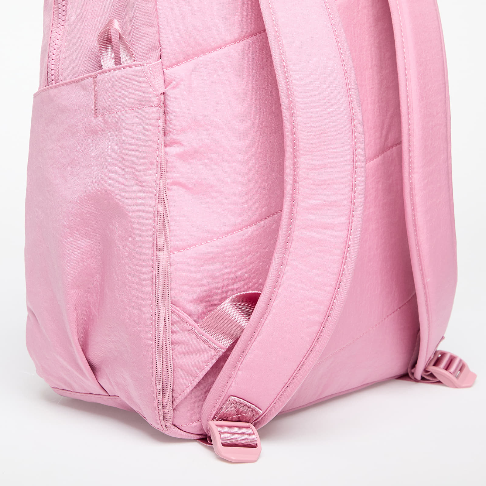 Moški nahrbtniki  Nike Aura Backpack (24L) Elemental Pink/ Matte Silver