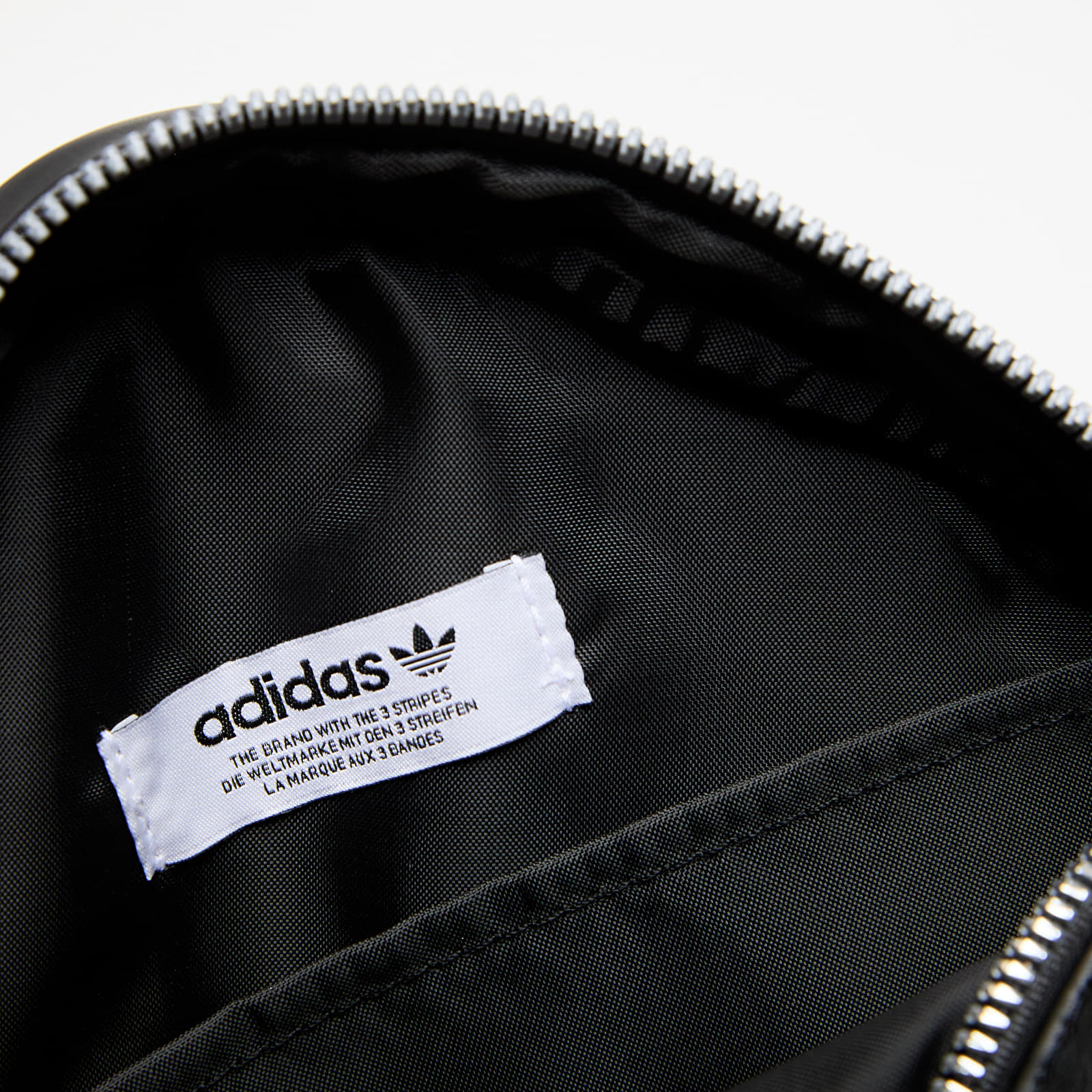 adidas Diamond Shaped Cross Body Bag Black 2,5 l