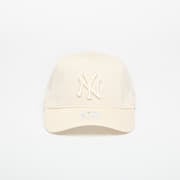 New Era New York Yankees 9FORTY Womens League Essential Trucker Cap Light Cream