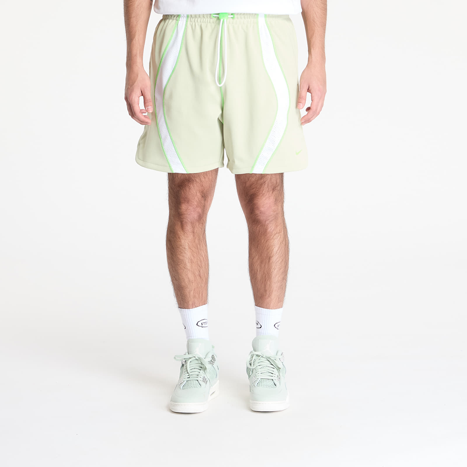 Men's shorts Nike Project F.R.O.G. Men's Woven Shorts Olive Aura/ White/ Green Strike