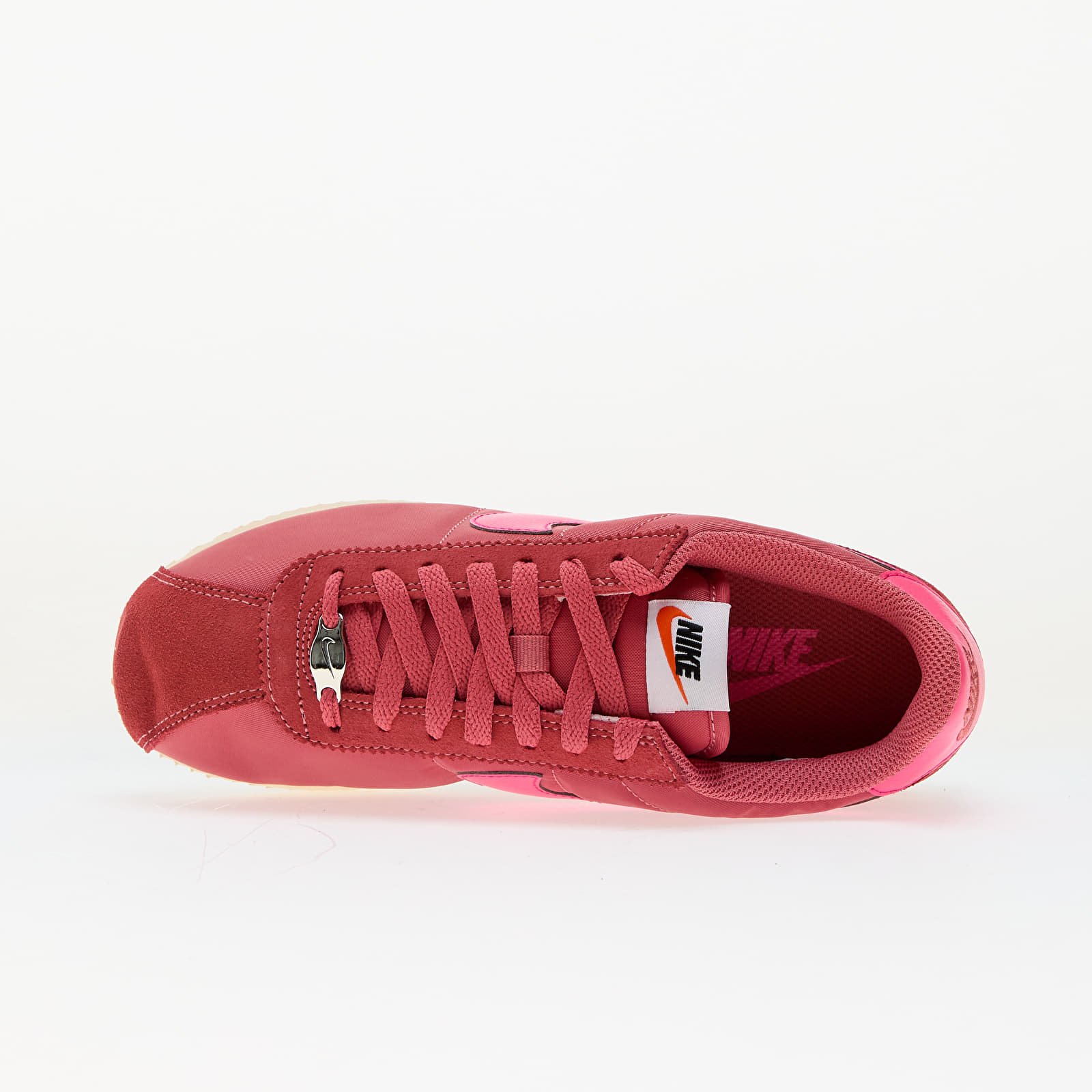Naiste tossud ja kingad Nike W Cortez Textile Adobe/ Hyper Pink-Alabaster-Safety Orange