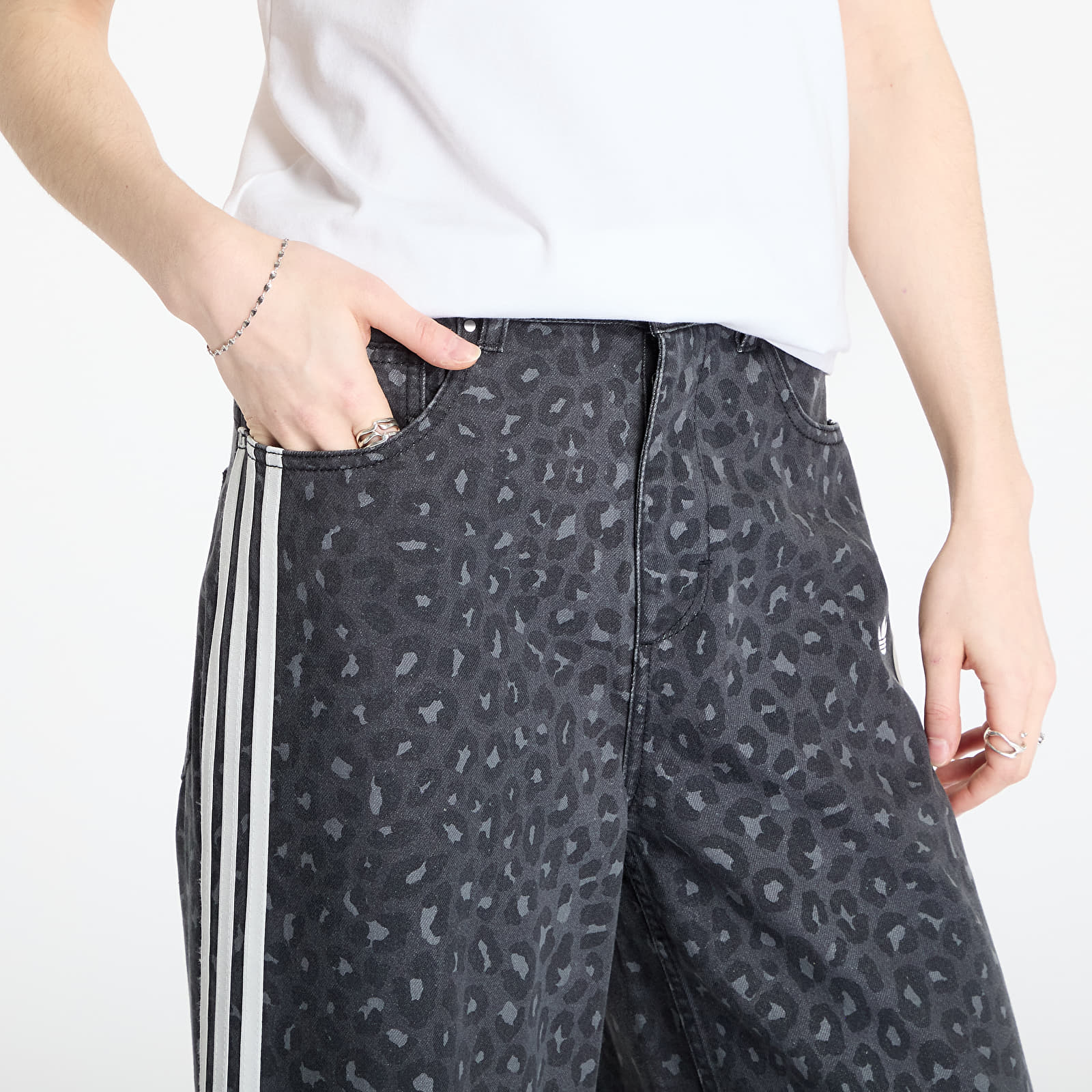 Women's jeans adidas Originals Loose Pants Multicolor/ Carbon