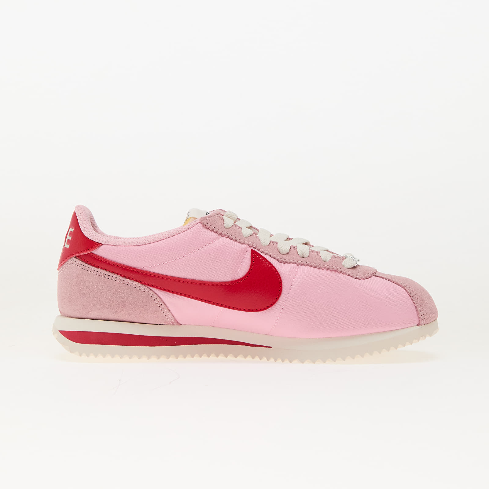 Dámské tenisky a boty Nike W Cortez Textile Med Soft Pink/ Fire Red-Sail-Team Orange