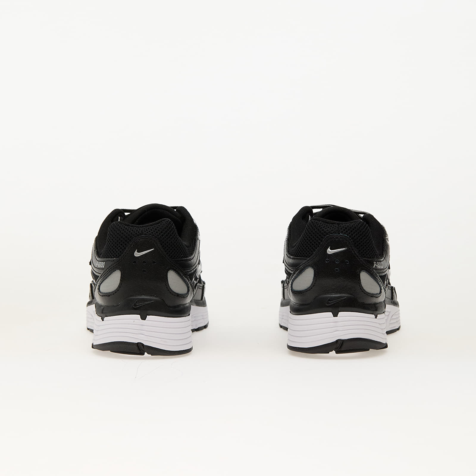 Scarpe uomo Nike P-6000 Black/ Black-White-Metallic Silver