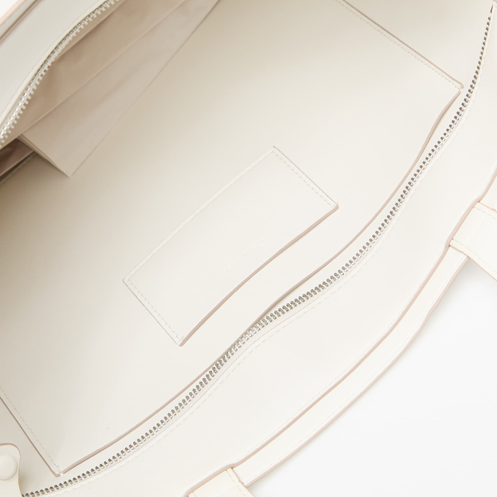 Õlakotid Calvin Klein Jeans Sculpted Slim Tote Lily White