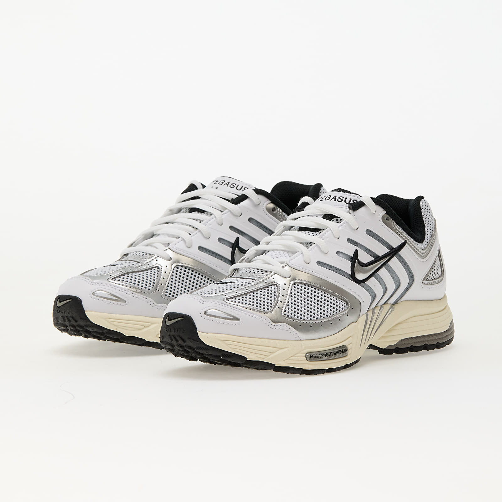 Naiste tossud ja kingad Nike W Air Pegasus 2005 White/ Metallic Silver-Coconut Milk-Black