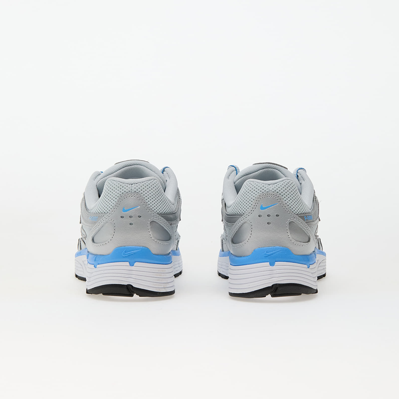 Baskets et chaussures pour hommes Nike P-6000 Mtlc Platinum/ University Blue