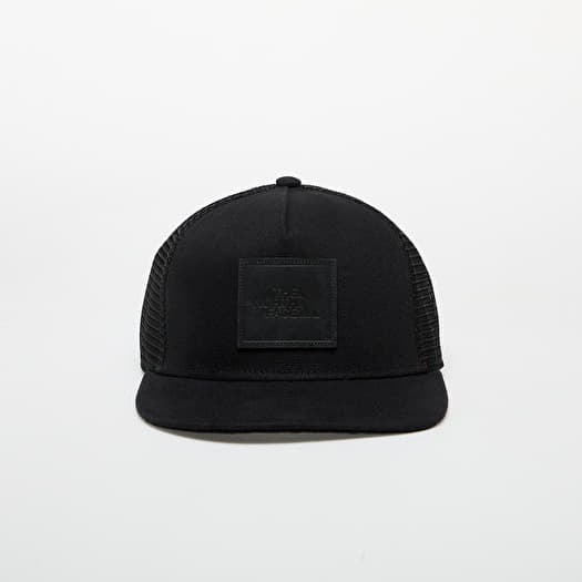 Шапка The North Face Half Dome Trucker TNF Black