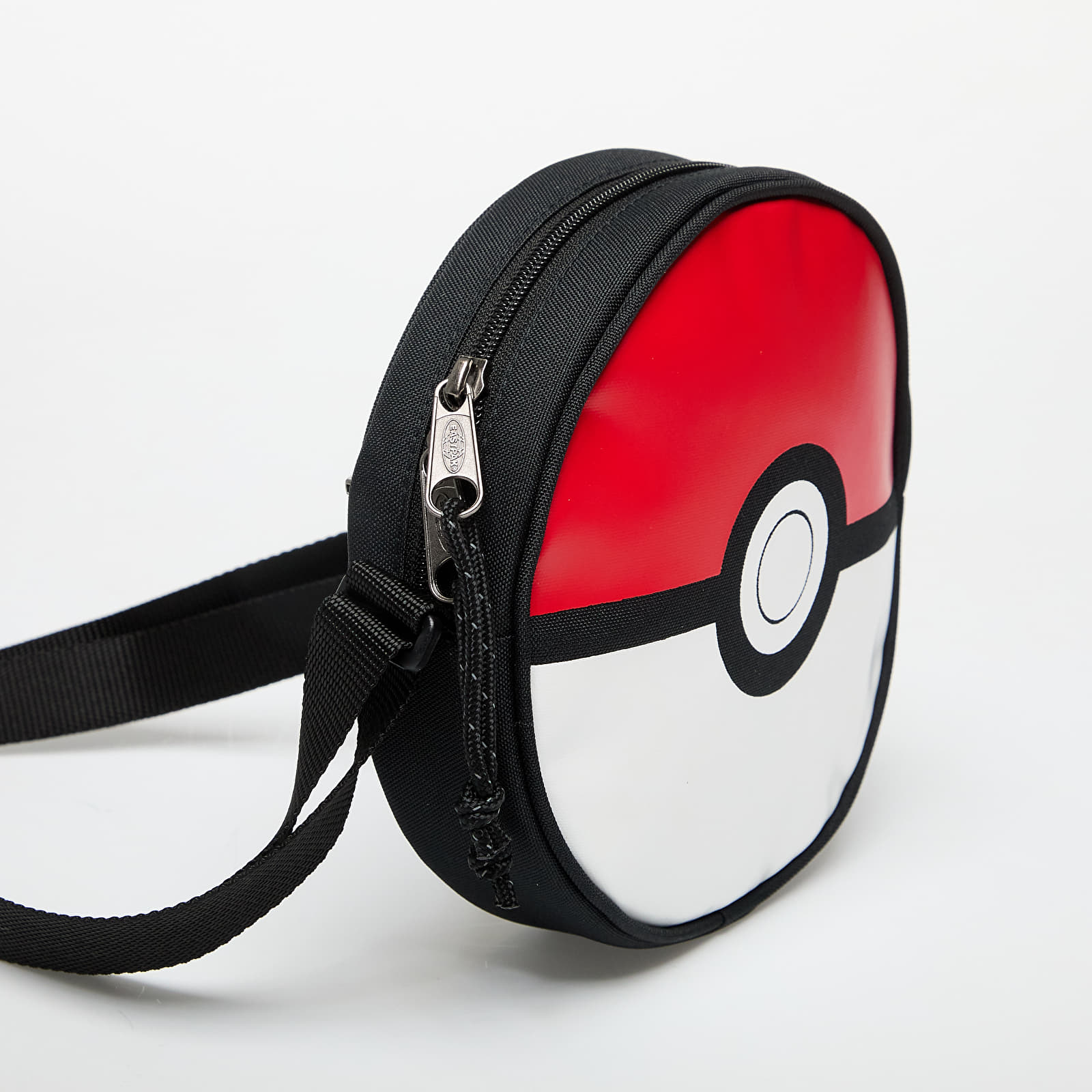 Bolsos bandolera EASTPAK Ada Pokemon Ball Bag Black