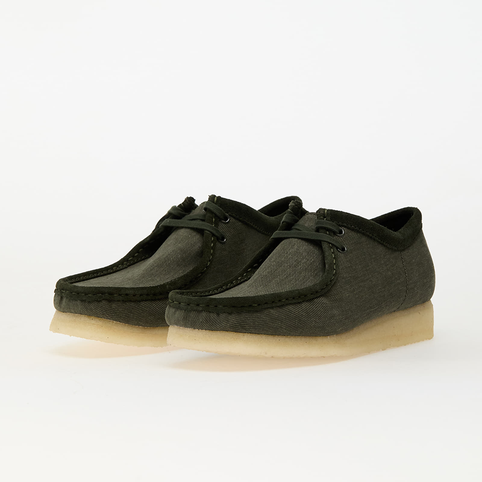 Moške superge in čevlji Clarks Originals Wallabee Forest Green Canvas
