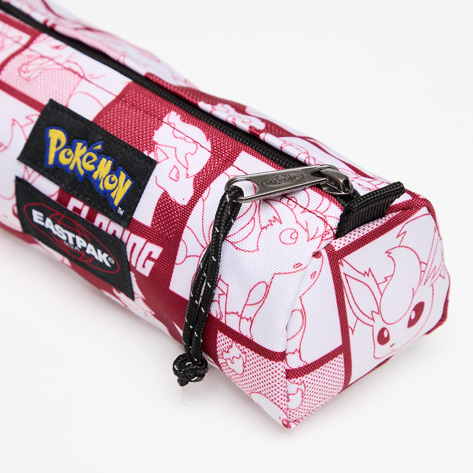 Pokrowce EASTPAK Benchmark Single Pokemon Case Burgundy