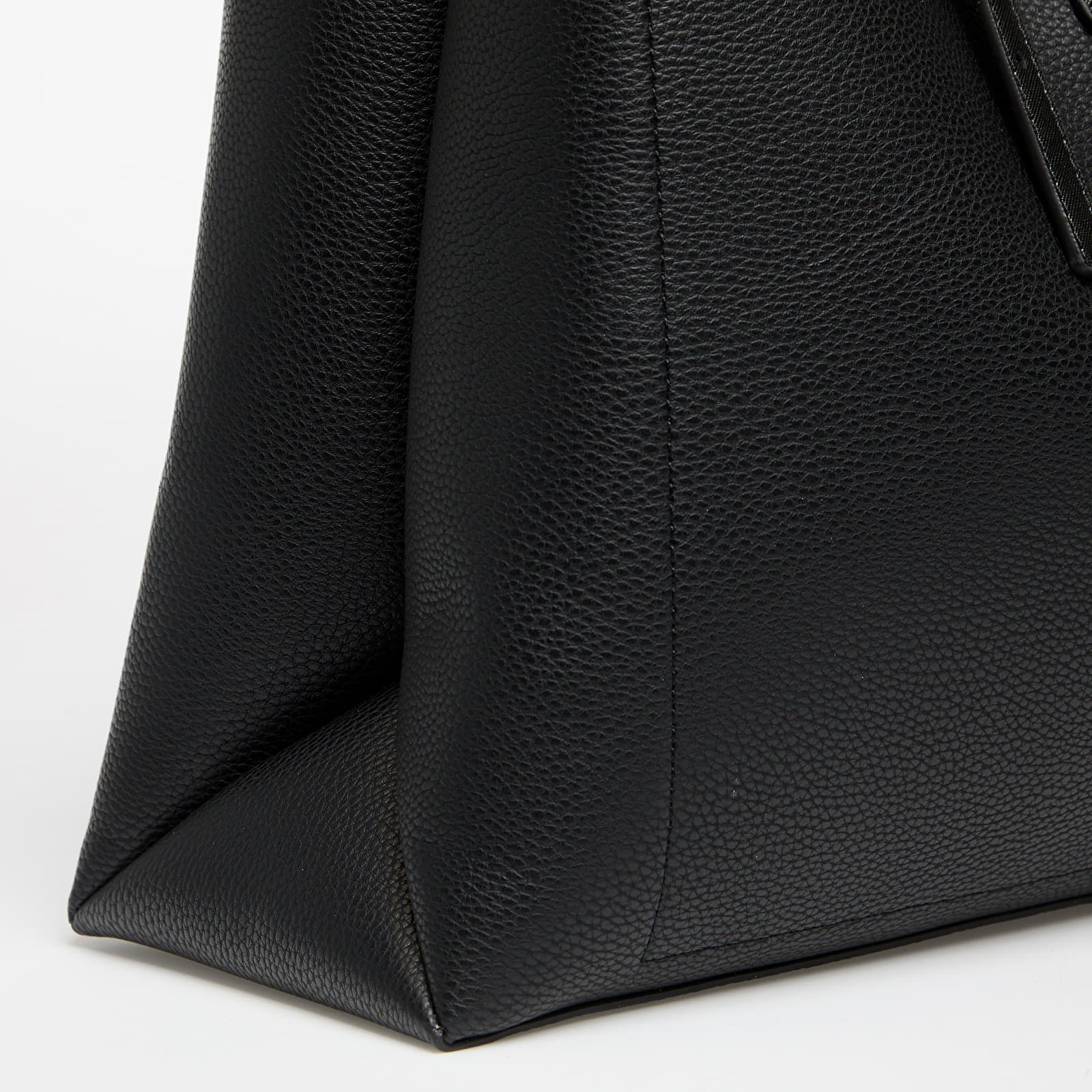 Õlakotid Steve Madden Bking-P Shoulder Bag Black/ Gold