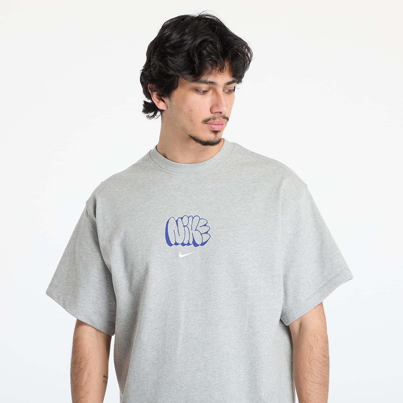 Camisetas hombre Nike Solo Swoosh Men's T-Shirt Dk Grey Heather/ Sail