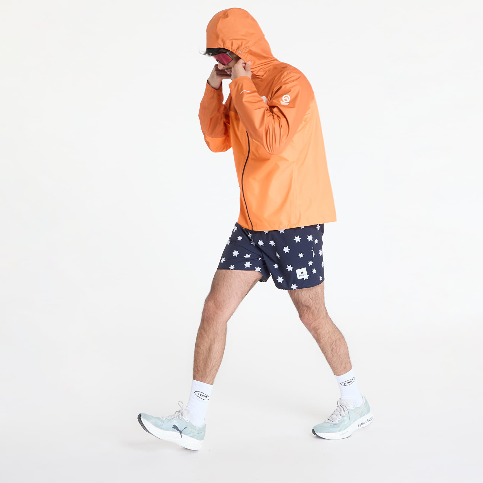 Chaquetas de hombre The North Face M Summit Superior Futurelight Jacket Digital Orange/ Iron Bronze