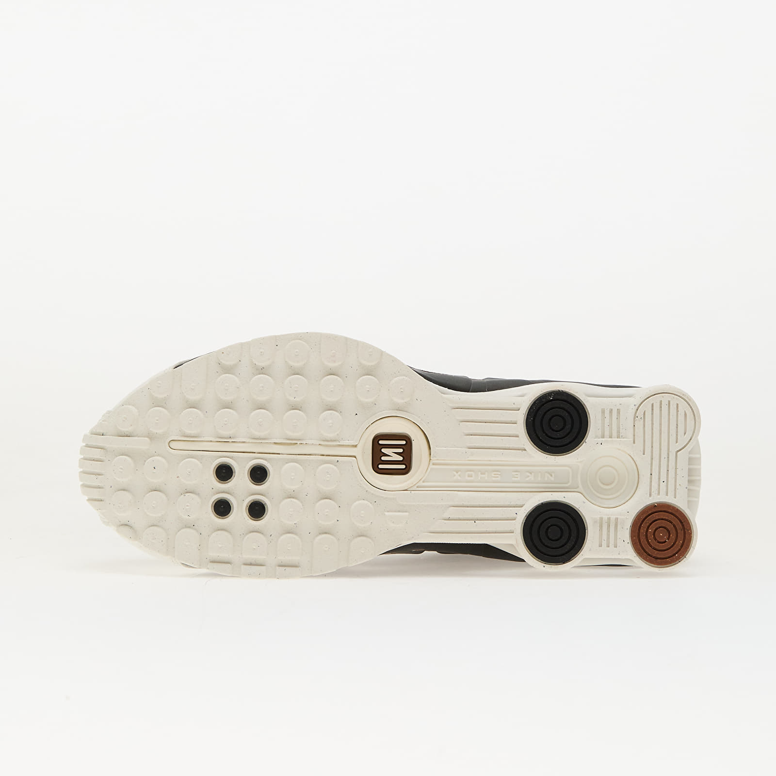Γυναικεία παπούτσια Nike W Shox R4 Sail/ Sail-Black-Fauna Brown