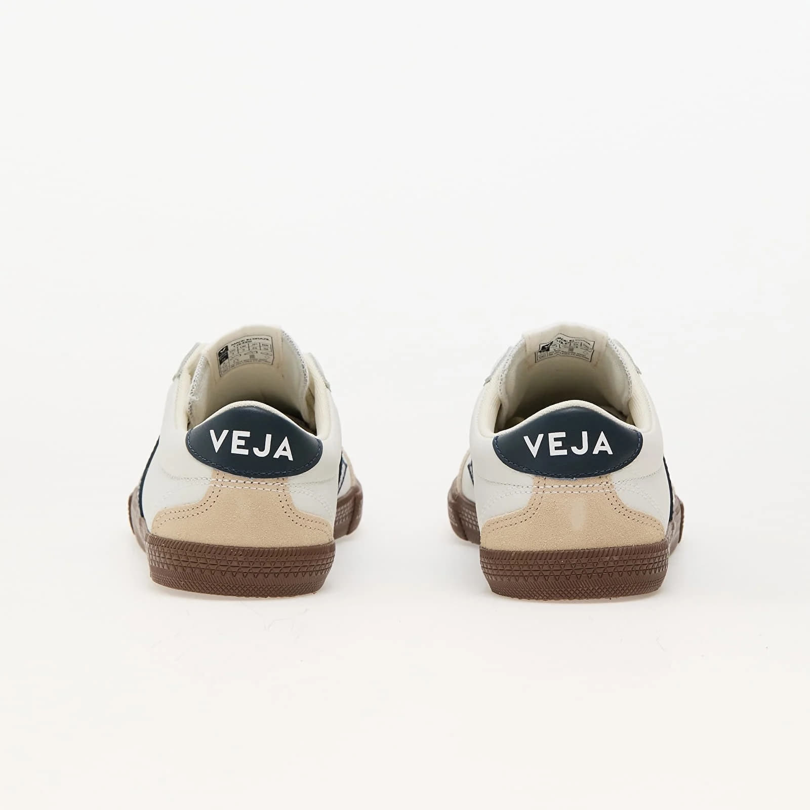 Women's sneakers and shoes Veja W Volley White Nautico Bark
