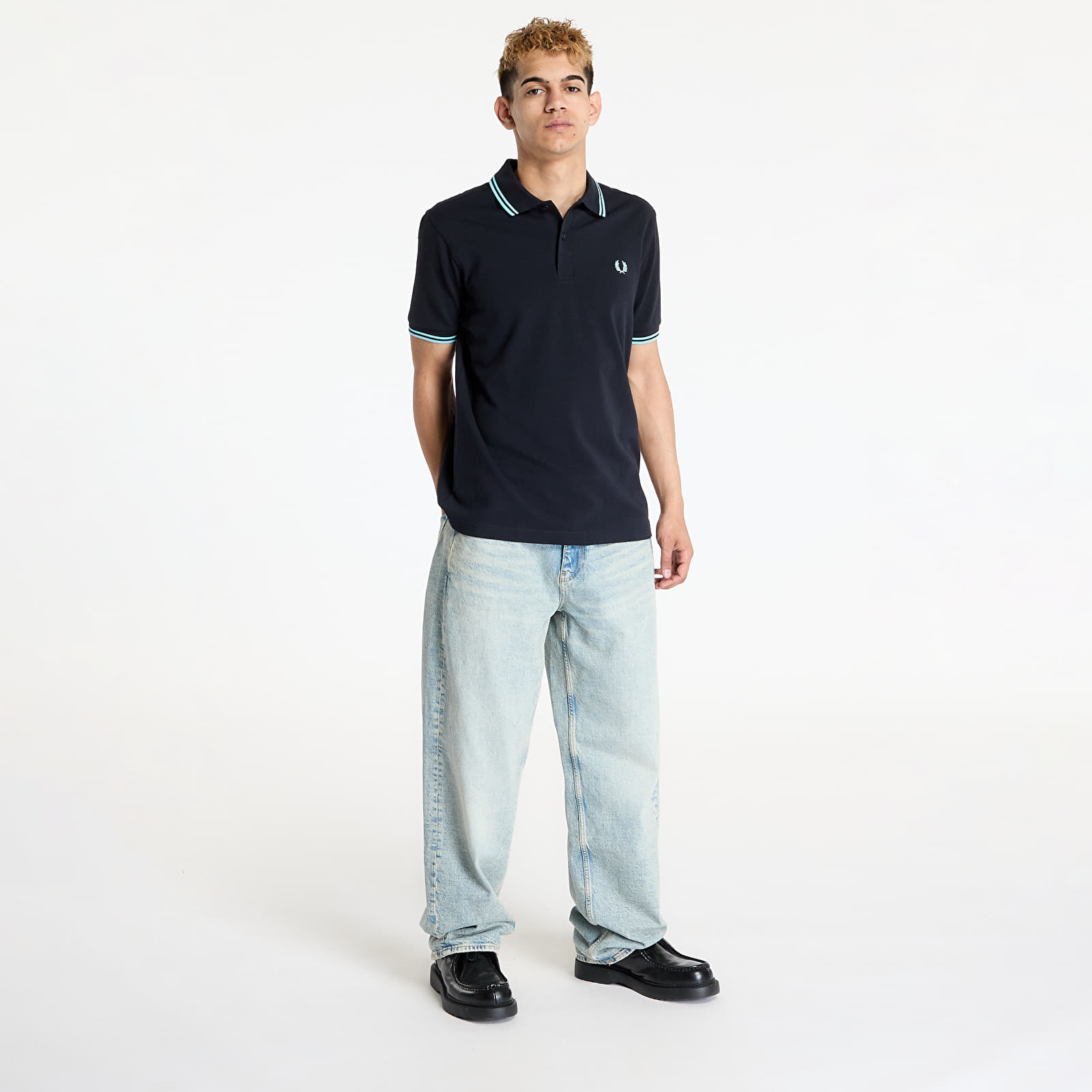 T-skjorter for menn FRED PERRRY Twin Tipped Fred Perry Shirt Navy/ Mint Blue