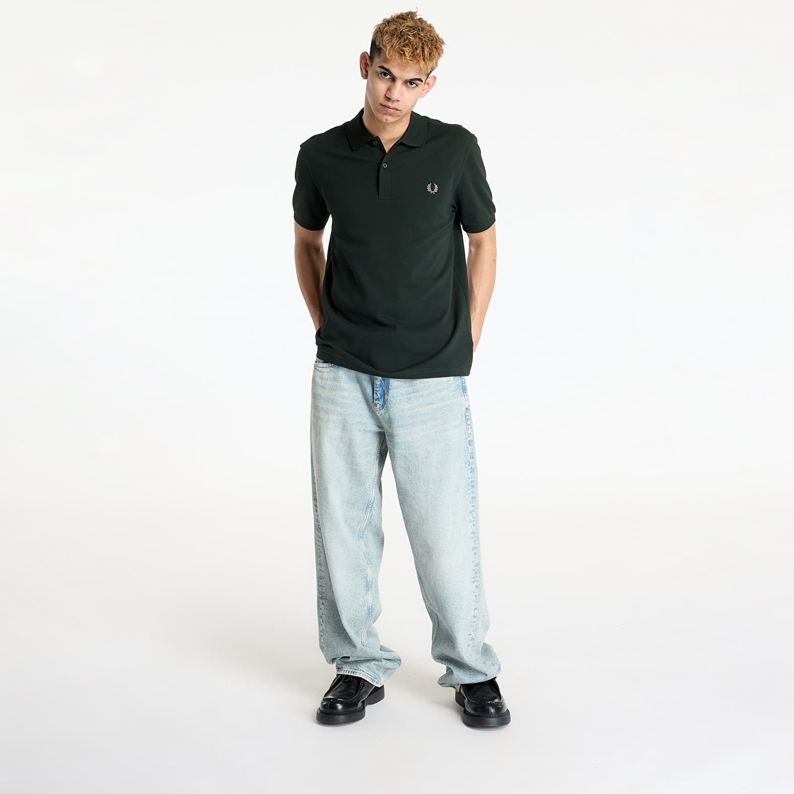 T-skjorter for menn FRED PERRY The Fred Perry Shirt Night Green/ Olive Mint